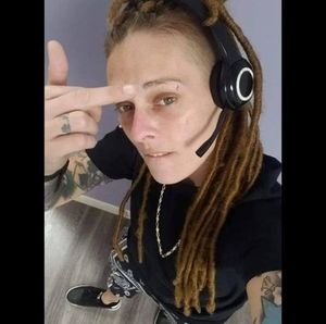 Meet your Posher, Alisha